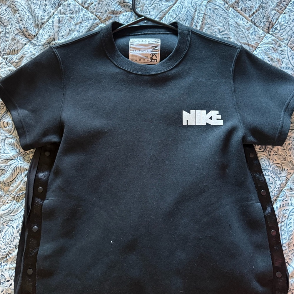 NIKE Exclusive Tee